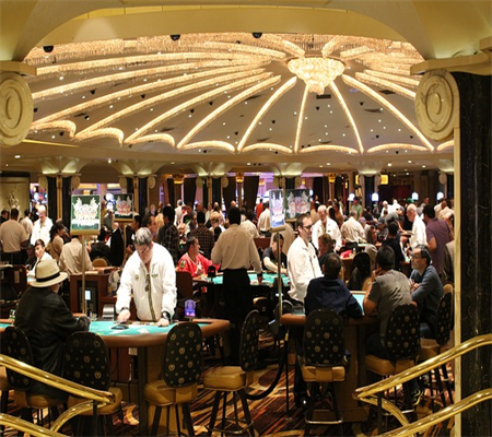 Hướng Dẫn Chọn Ghế Chơi Poker Texas Hold'em: Tối Ưu Hóa Chiến Lược Chọn Vị Trí